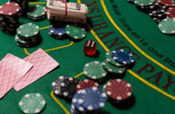 Pengguna menyiapkan pertanyaan sebelum Live Chat
